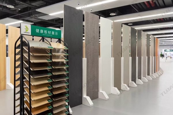 兔宝宝荣获“全国产品和服务质量诚信示范企业”等两项殊荣