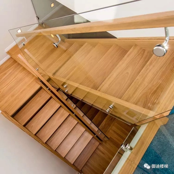 御迪楼梯：最常见的实木楼梯的保养小技巧 快来看看吧