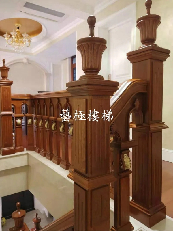 艺极楼梯：凯旋门系列楼梯 高贵霸气与浪漫优雅并存