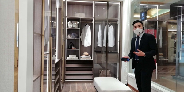 达斐丽全屋定制:成交1513单!“开工盛典”暨工厂直播抢购夜落下帷幕 达斐丽全屋定制:成交1513单!“开工盛典”暨工厂直播抢购夜落下帷幕