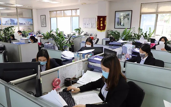 凤铝铝业有序复工复产 稳步前进 凤铝铝业有序复工复产 稳步前进