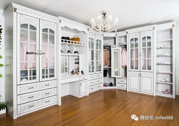 拉斐尔全屋定制：什么样的衣柜最合你心意 来一起看看吧