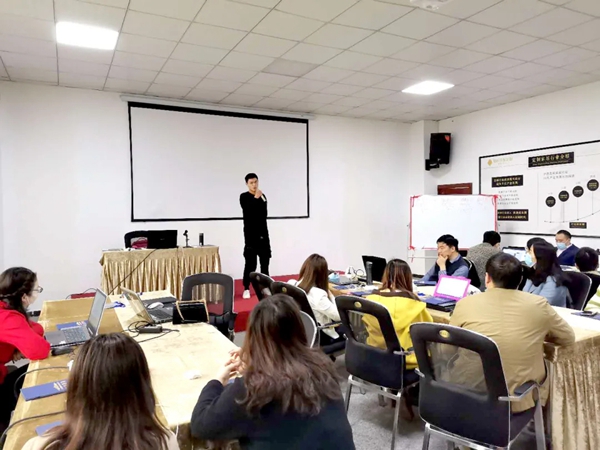 奢匠全屋定制第八期经销商学员基础大课培训圆满举办