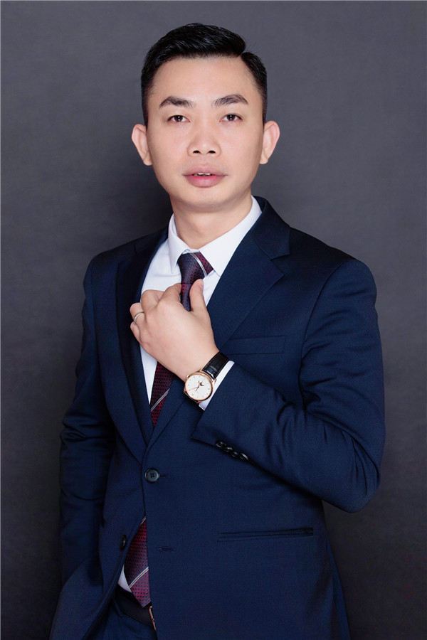 派雅门窗易绍光：实现线上线下双向互动