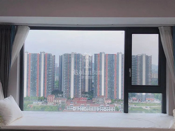 罗兰西尼：疫情之下的湖北力量丨每一束微光，都是时代火炬