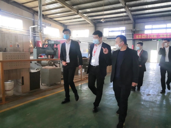 孟氏木门：合作洽谈 互利共赢