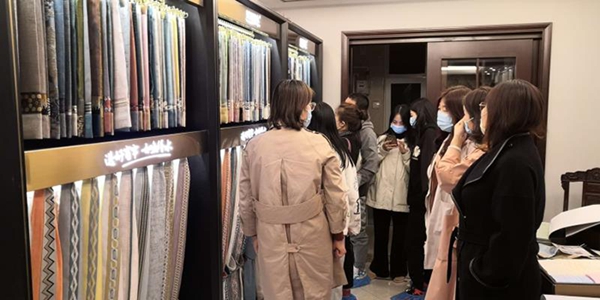 3.3万加盟如鱼得水窗帘精品“专柜店” 新手上路10天业绩70万!