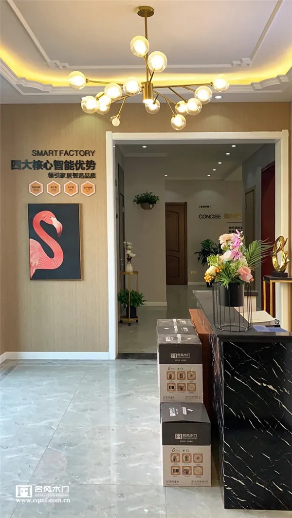 名风木门山东胶南专卖店陈总：选择名风，从“心”做起