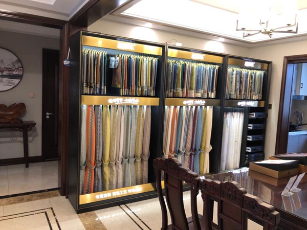 3.3万加盟如鱼得水窗帘精品“专柜店” 新手上路10天业绩70万!
