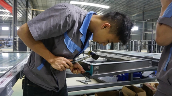 阿尔维智能门窗获ISO9001质量管理体系认证