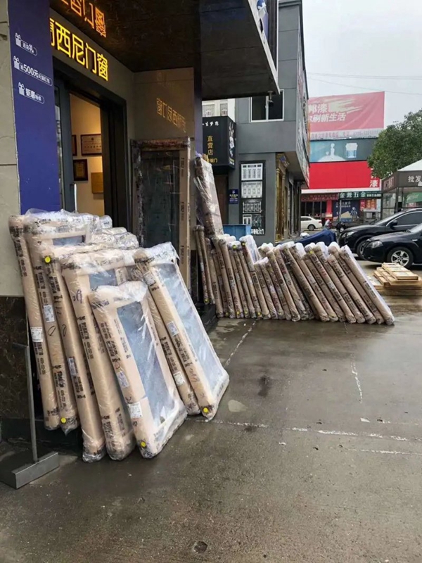 罗兰西尼：疫情之下的湖北力量丨每一束微光，都是时代火炬