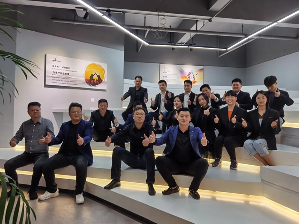 铂顿卡莎墙布品牌战略升级 剑指时代新赛场