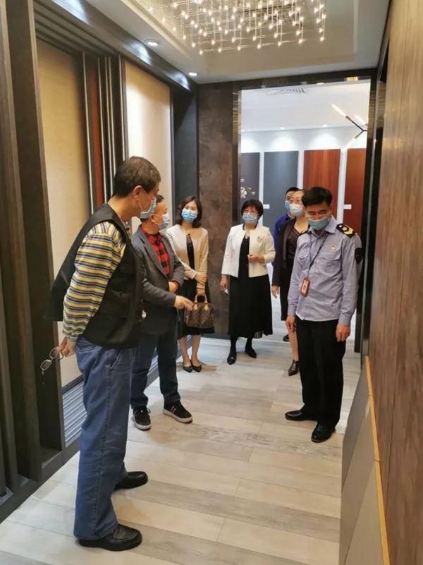 天湘板业迎接白云区个体私营企业协会前来探访