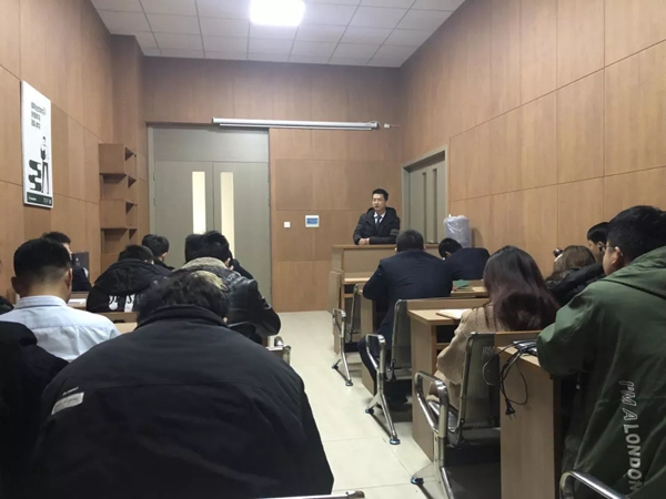 兔宝宝木门内部开展环保行活动总结会议