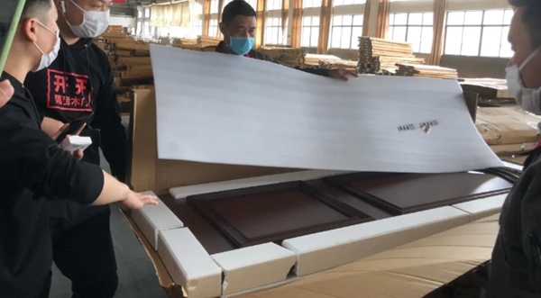 开开木门：直播走进工厂 揭秘生产流程