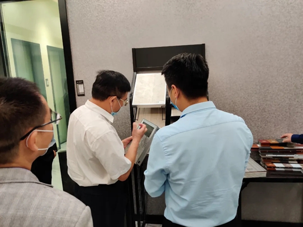紫佳门窗:广西贵港市覃塘区委领导莅临总部考察指导