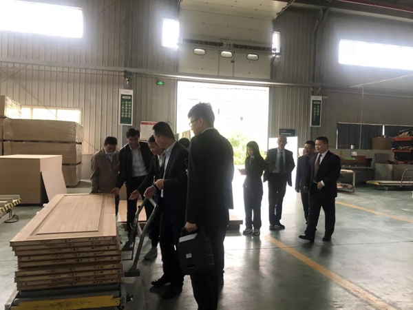 国网浙江电力培训中心领导前来兔宝宝木门参观
