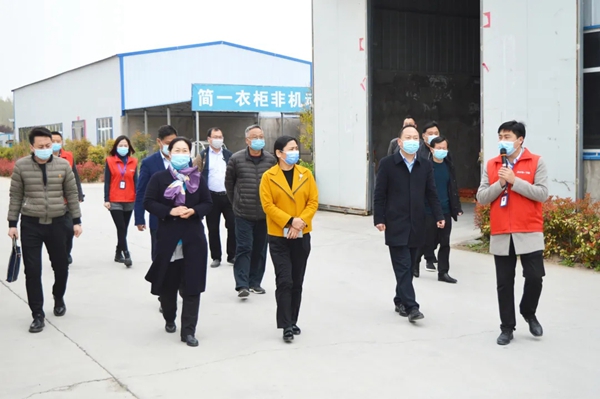 简一全屋定制迎接开封市政协副主席刘述荣一行莅临考察调研
