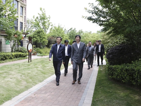金鹏阳光门窗迎安粮集团领导一行莅临考察交流