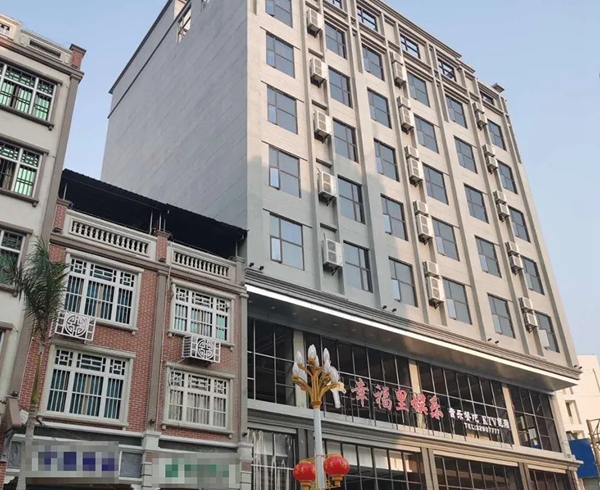 巴德士仿石艺术漆海南千万级经销商刘云：大牌护航，创业不难！