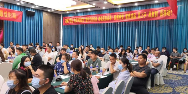 如鱼得水成品窗帘试挂新模式全国区域联动启动