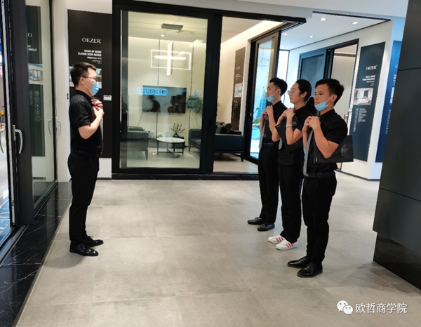 欧哲门窗江门101服务项目圆满成功