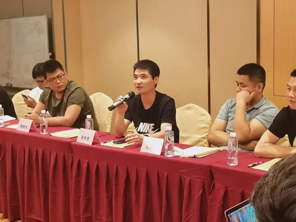 兔宝宝地板第三场“上门服务”扶持活动成功举行