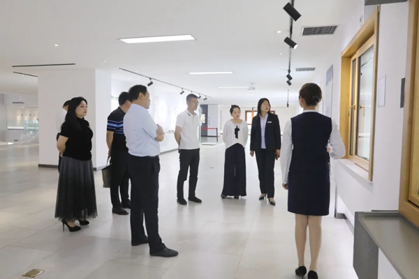 科饶恩迎环雄安产业联盟协会会长吕玉峰一行莅临参观考察