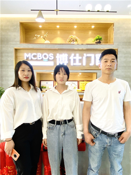 博仕门窗江苏扬州专卖店梁伟：携手共创业绩辉煌