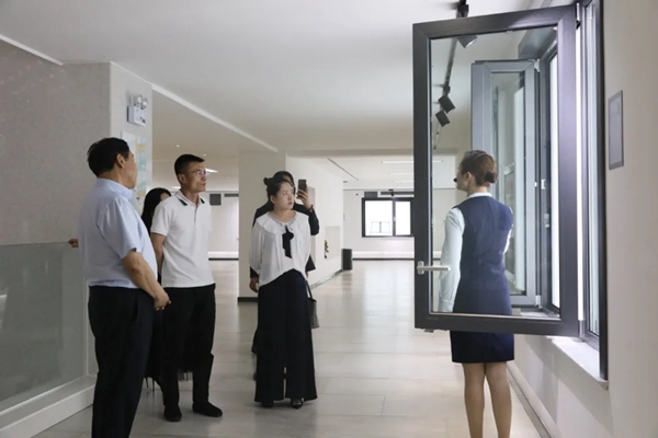 科饶恩迎环雄安产业联盟协会会长吕玉峰一行莅临参观考察
