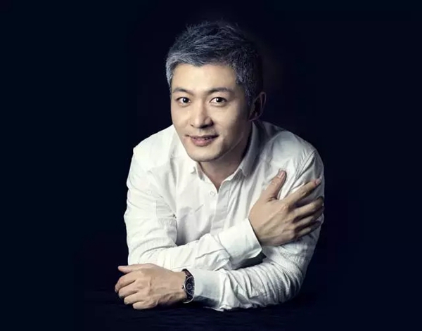 堡居乐门窗 原木+灰砖,追求美感与质朴的平衡!