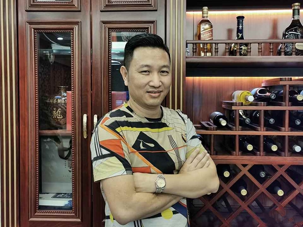嘉盛木门董事长林水青：无以积淀 何至精彩