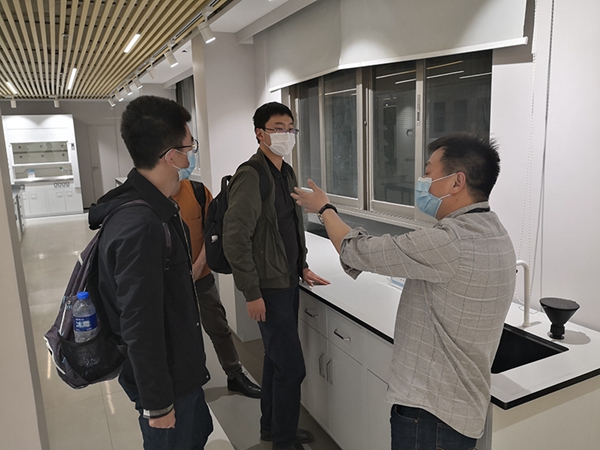 中山大学深圳校区考察组到欧神诺总部生产基地参观考察