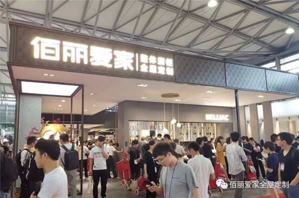 佰丽爱家全屋定制:柜子选择定制的三个重要原因