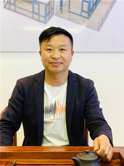 博仕门窗江西玉山专卖店曾愉龙:在竞争中把握更多机遇