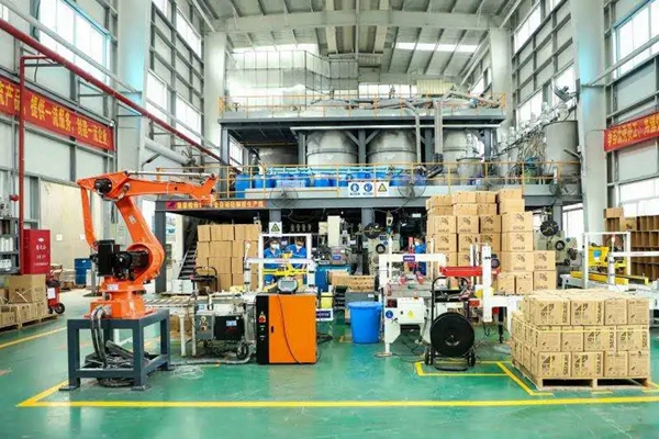 集泰股份邹珍凡：保持忧患 做跨行不跨界的生意