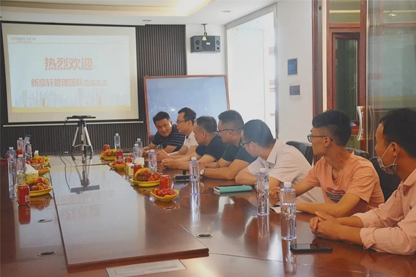 飞宇门窗迎接新豪轩门窗总裁冯文波一行莅临交流学习