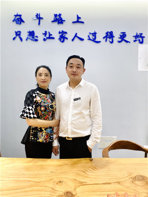 博仕门窗江苏通州专卖店蔡娟：不懈努力 共创辉煌