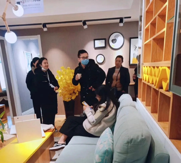 美尼美定制家具黎慧怡：年轻有梦，就应该去拼搏