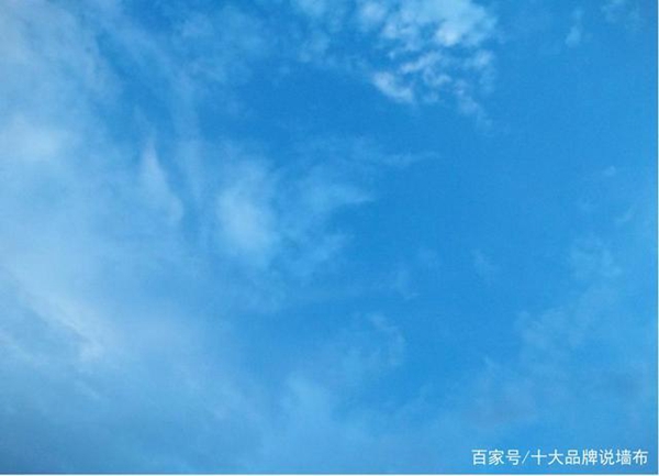 十大品牌说墙布：新品糯云解读 纯净中不带一点杂质