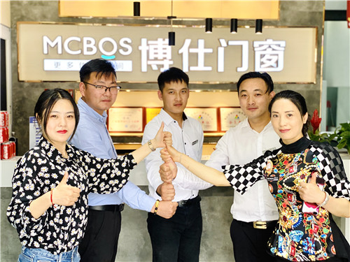 博仕门窗江苏通州专卖店蔡娟：不懈努力 共创辉煌
