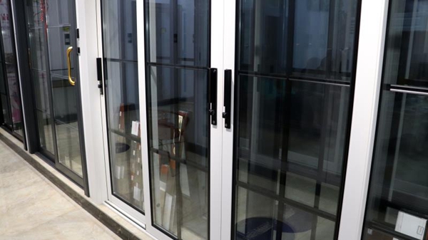 【金云雀门窗】广东阳山站经销商李总接受腾讯家居专访