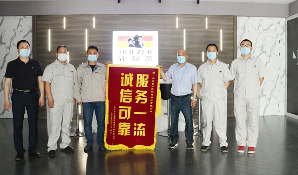 霍尔茨木门:以诚挚的服务、可靠的品质,赢得您的信赖
