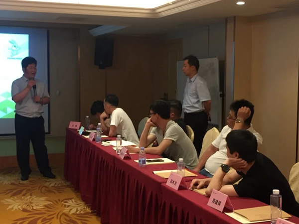 兔宝宝地板第三场“上门服务”扶持活动成功举行