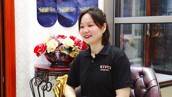 金云雀门窗“感恩万里行”｜湖南长沙店郑海燕：湖南的客户都很“灵泛”