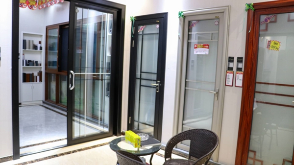 金云雀门窗腾讯专访 | 福建宁德店谢凯斌：让每一个信任的客户放心