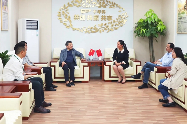 千年舟全屋定制欢迎余杭区工商联副主席徐林娟一行莅临考察