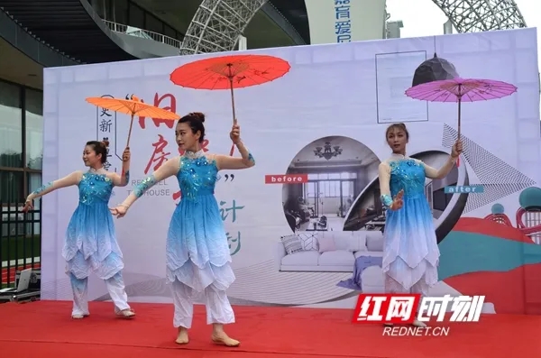 亘爱系统门窗“旧房焕新计划”走进湘江世纪城、科大佳园 亘爱系统门窗“旧房焕新计划”走进湘江世纪城、科大佳园