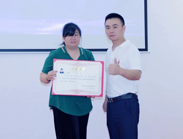 寐莎窗帘布艺第三届软装研习班圆满结业 寐莎窗帘布艺第三届软装研习班圆满结业