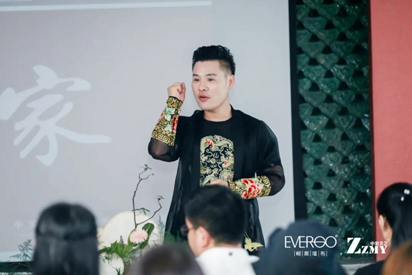 恒高墙布与中装美艺签署战略合作协议